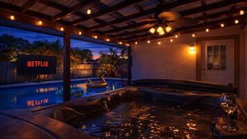 Bathtub spa outdoor