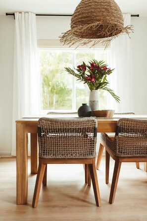 Interior - The Gypsea Sol (Cape Canaveral)