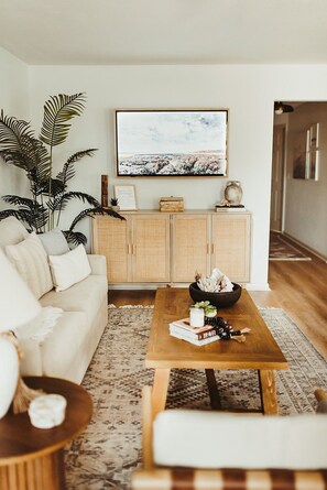 Interior - The Gypsea Sol (Cape Canaveral)