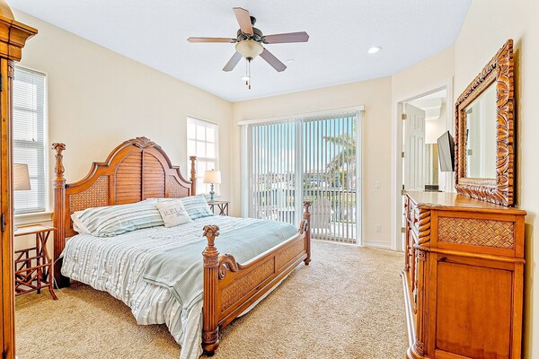 128 Mediterranean Way - Melbourne, FL