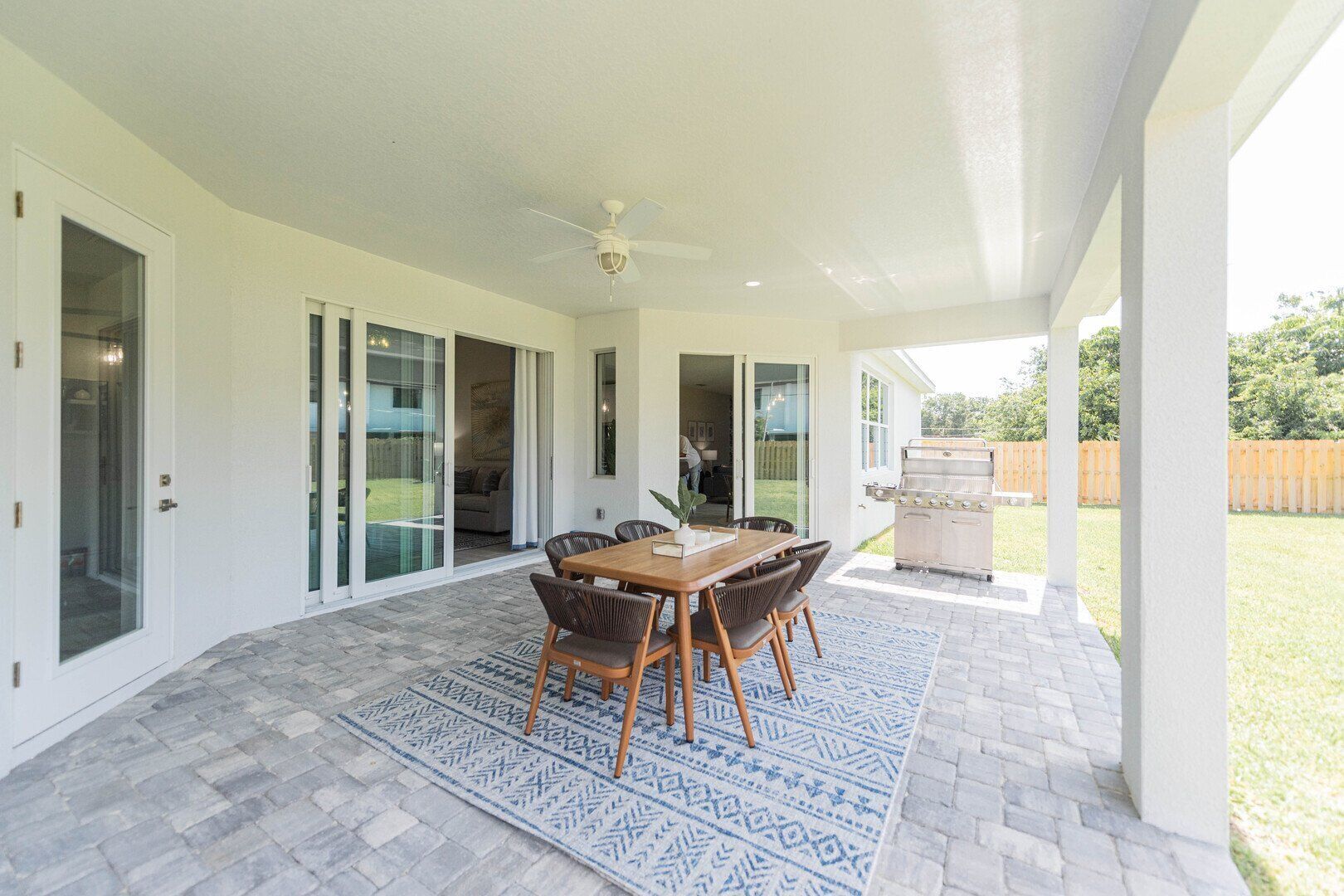 House (4 Bedrooms) | Interior