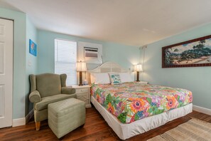 1 bedroom, iron/ironing board, travel cot, free WiFi