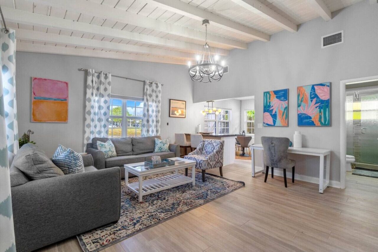 Red Palm Villas: The Coconut - Delray Beach, FL
