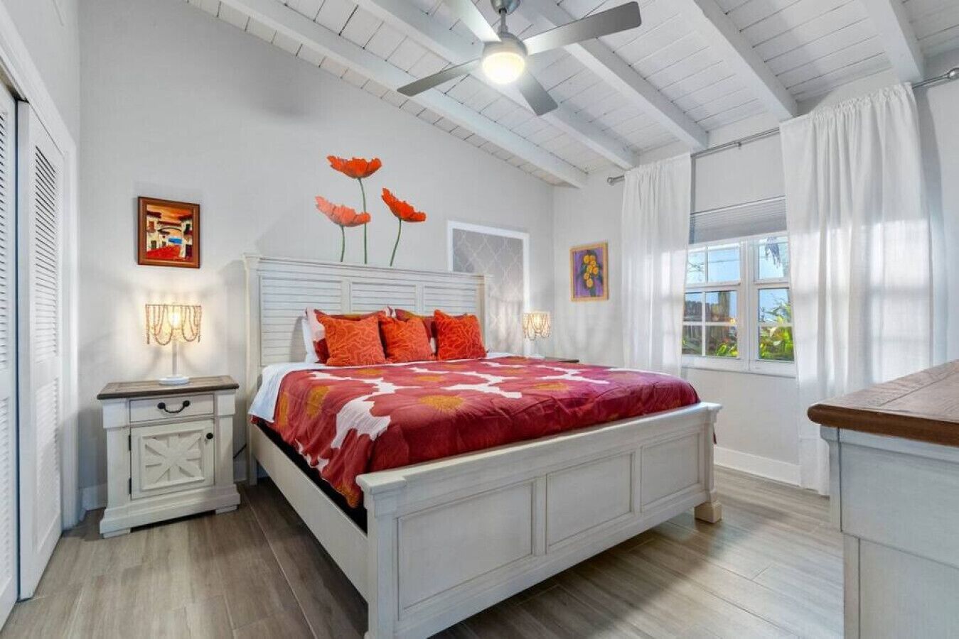 2 habitaciones, escritorio, cuna de viaje y wifi gratis 