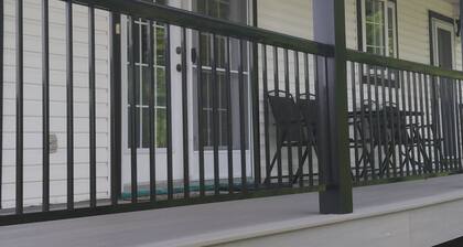 Attractive house perfectly located at crossing river, 10 min to Ottawa!