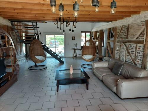 Longère 15 Places Avec Piscine et Jacuzzi