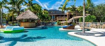 2 Home Sport Complex W/ Private Lake & Theater!