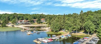 The Lodge Luxury Resort At Lake Harmony