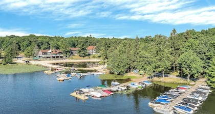 The Lodge Luxury Resort At Lake Harmony
