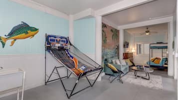 Smart TV, DVD player, books, offices