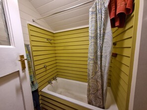Towels, toilet paper