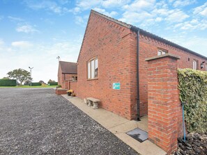 Exterior - Oak Cottage - UK45576 (Louth)