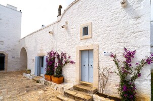 Facciata della struttura