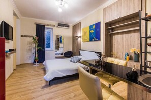 Room - apartment near Mcdonald's (Tbilisi)