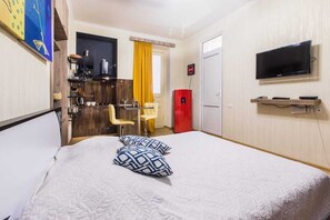 Comfort Apartment | 1 bedroom, iron/ironing board, free WiFi