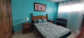 1 chambre, fer et planche Ă repasser, Wi-Fi, draps fournis