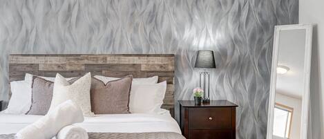 7 bedrooms, iron/ironing board, free WiFi, bed sheets