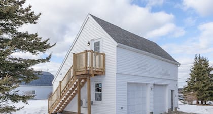 Studio loft overlooking quaint village of Tusket.