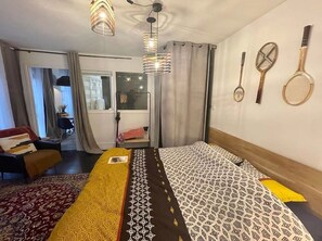 Free WiFi, bed sheets - L'Abreuvoir · Mignon petit studio au coeur de la Krutenau (Strasbourg)
