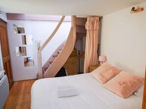 1 habitación, wifi gratis y ropa de cama