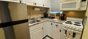 305 Gar Eff Coffee · Unique Coffee studio, walking distance to downtown