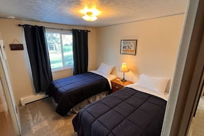 3 bedrooms, iron/ironing board, travel cot, WiFi