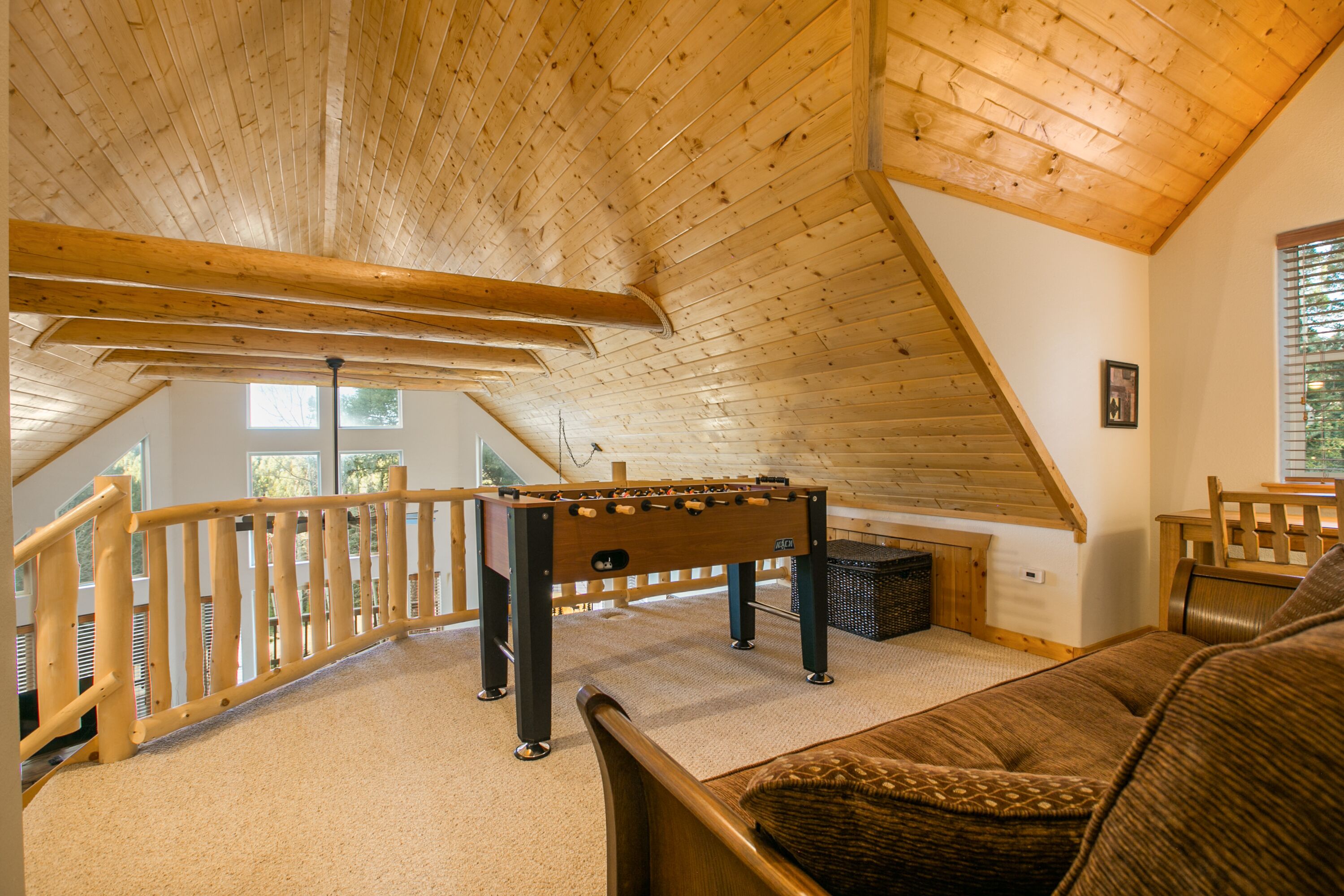 Cozy Cabin W/views, Foosball, Deck W/grill, 2 Kings + Bunks, Quiet Street - Angel Fire, NM