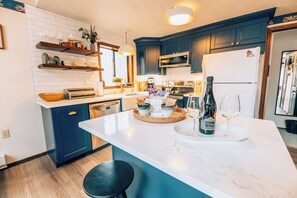 Fridge, microwave, oven, stovetop - Poconos Retreat: Hot Tub, Game Room, Lakes, BBQ, Fire Pit & Family Fun (Pocono Lake)