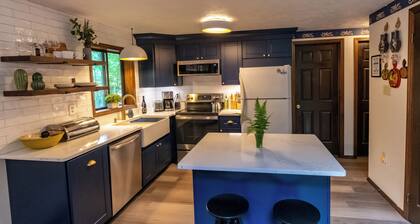Poconos Retreat: Hot Tub, Game Room, Lakes, Beaches & Family Fun