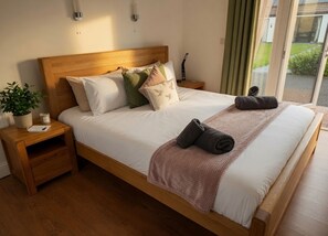 1 chambre, fer et planche à repasser, lit parapluie, Wi-Fi gratuit