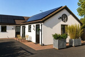 Exterior - Lodge 1 - Lytton Tree Lodge - Reydon (Reydon)