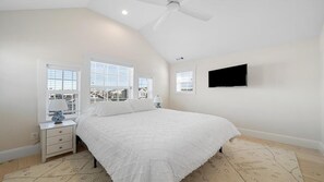 3 bedrooms, iron/ironing board, free WiFi, bed sheets - Perfect Location for a fabulous stay at the beach! (Stone Harbor)