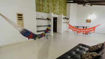 1 bedroom, iron/ironing board, free WiFi