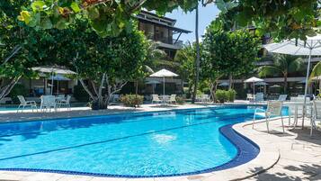 15 piscinas al aire libre