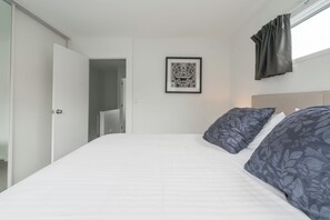 3 habitaciones, tabla de planchar con plancha y wifi 