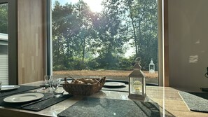 Dining - Neu Erbautes Ferienhaus Boddenblick Klausdorf Am Nationalpark (Klausdorf)