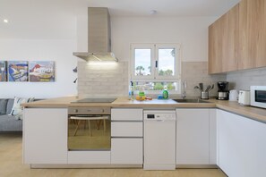 Fridge, microwave, oven, dishwasher - Casa Anzuelo, with Balcony Puerto del Carmen (Puerto del Carmen)