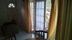 บริเวณนั่งเล่น