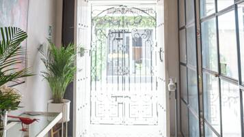 Entrada de la propiedad