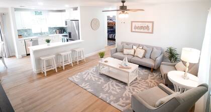 Newly Renovated & Spacious 3BR Family-Friendly Home by Downtown & Beach