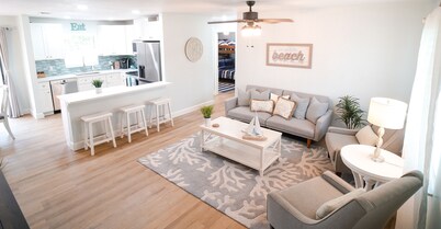 Newly Renovated & Spacious 3BR Family-Friendly Home by Downtown & Beach