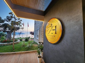 Property entrance - Festim Villa Hotel (Qendër Vlorë)