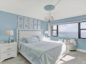 2 bedrooms, iron/ironing board, free WiFi, bed sheets - Direct Ocean View Beach Condo--SNOWBIRDS WELCOME! (Jensen Beach)