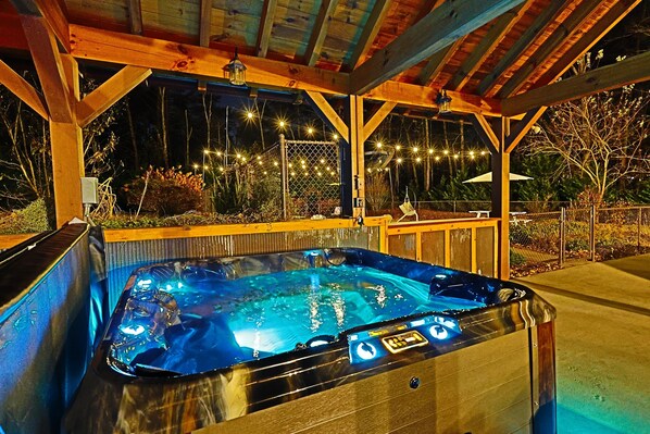 Bain à remous extérieur