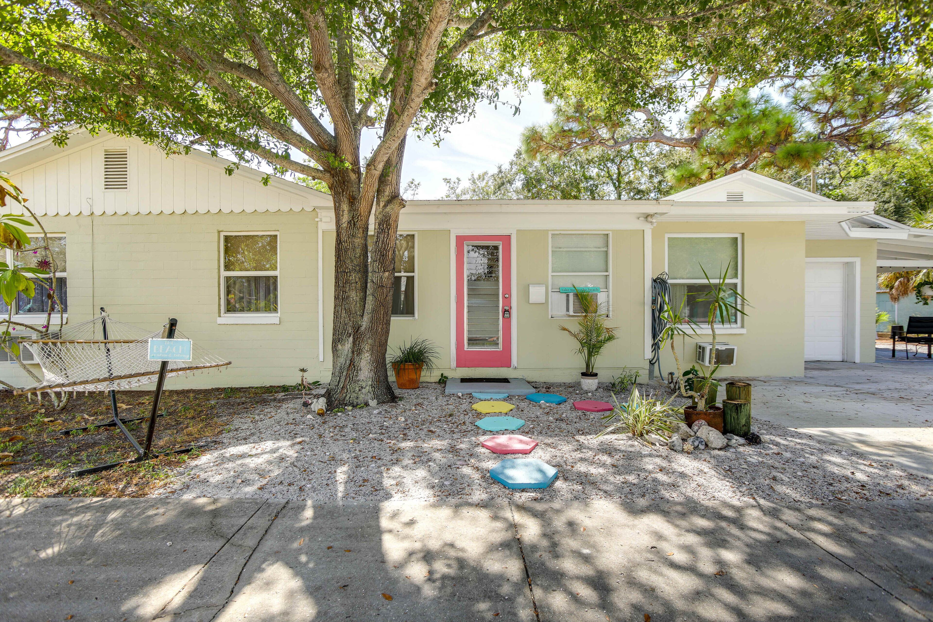 Gulfport Home w/ Covered Patios, 1 Mi to Beach!