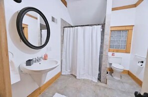 Shower, towels, soap, shampoo