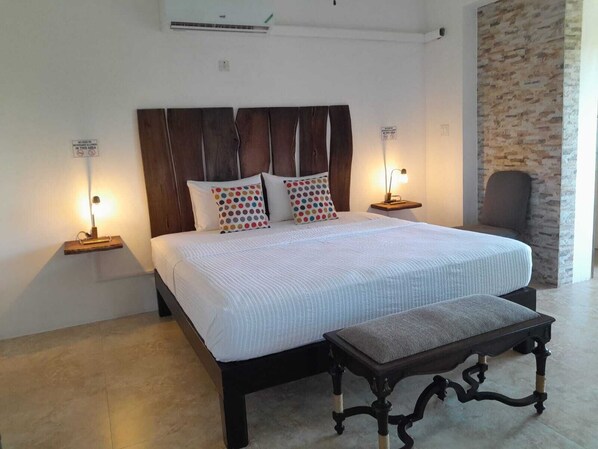 1 bedroom, desk, iron/ironing board, free WiFi