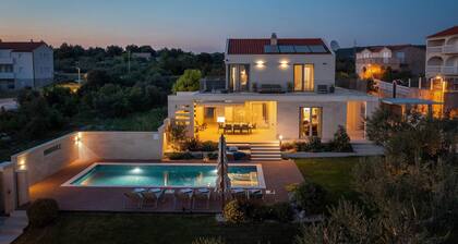 Stunning home in Primosten