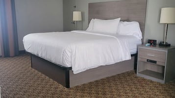 1 bedroom, desk, laptop workspace, blackout curtains