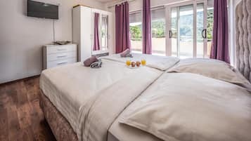 5 soverom, strykejern/-brett, reiseseng for barn og wi-fi (inkludert)